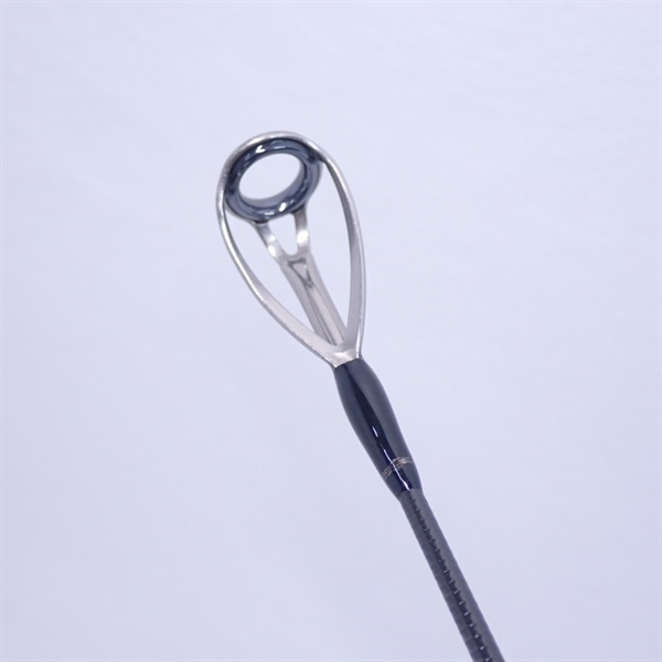 アクィラ８２－２／４